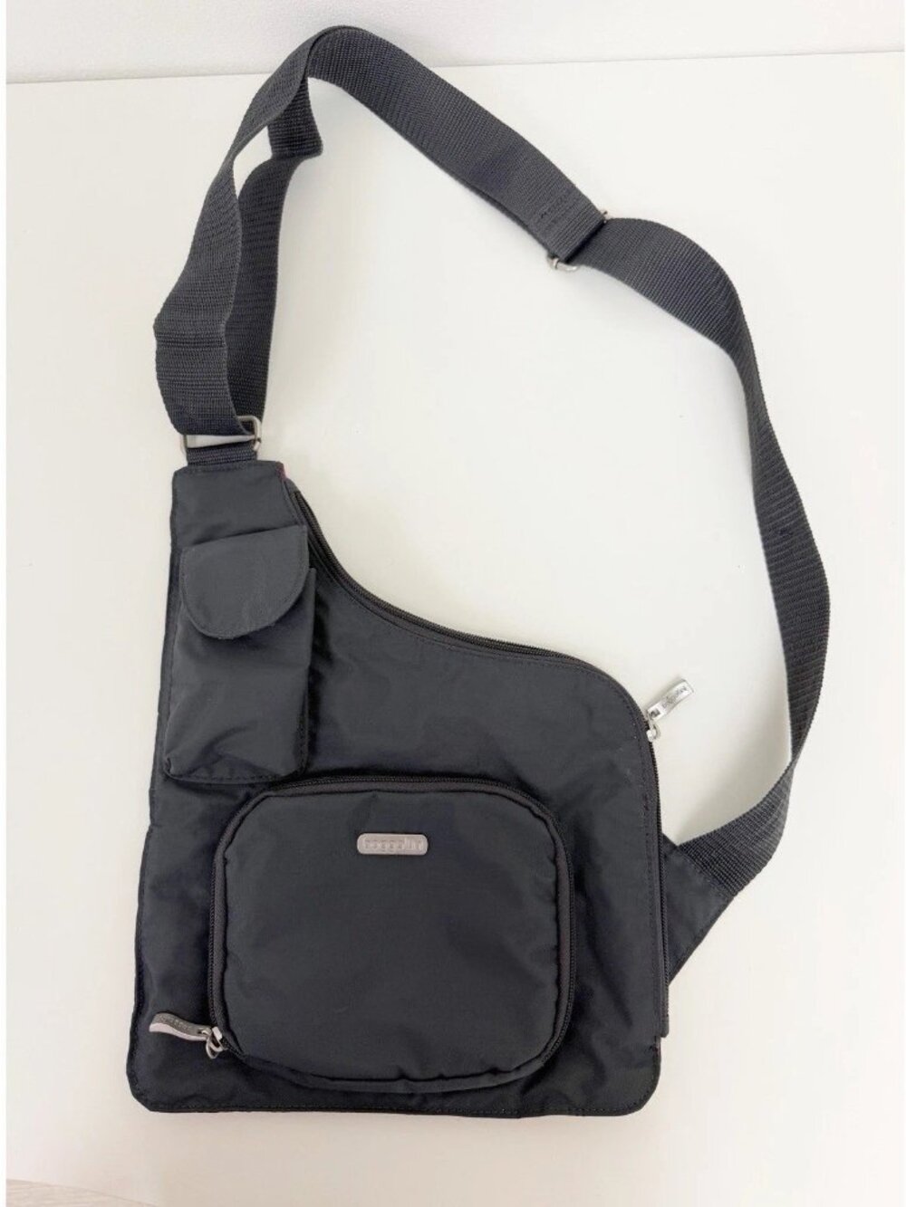 Baggallini Bag Purse Crossbody Travel Sling Messenger Multi-Pocket Zip Bag Grey